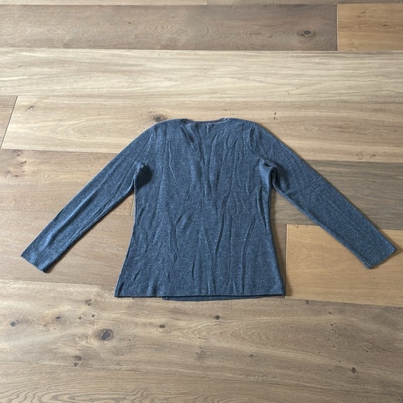 Elie Tahari 100% Merino Wool Long Sleeve Sweater Size Large - Picture 8 of 12